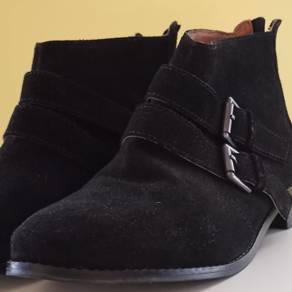 Black Suede and Leather Inside Ankle Boots NEW Size 8 - Picture 2 of 7